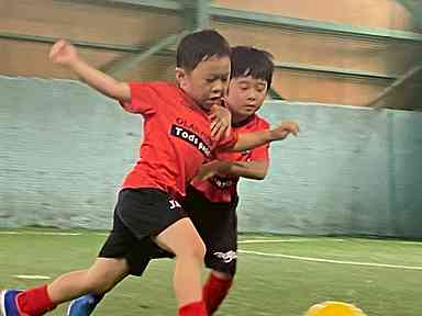1対1サッカートレーニング - 個人技術とメンタル強化指導